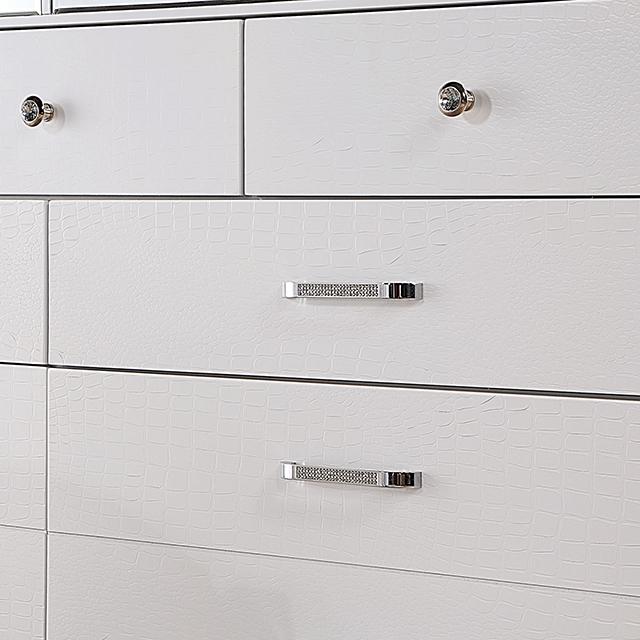 Brachium Queen Bedroom Set Silver