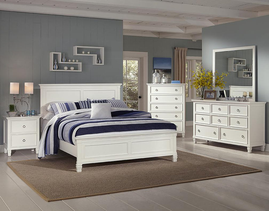 New Classic Tamarack 5-Drawer Chest in White