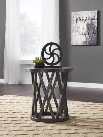 Sharzane End Table Set