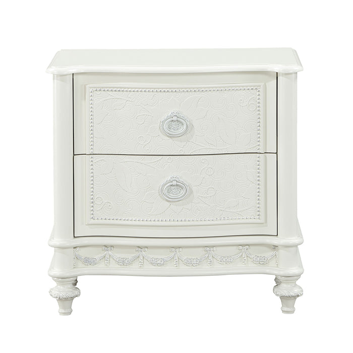 Nightstand w/2 Drawers